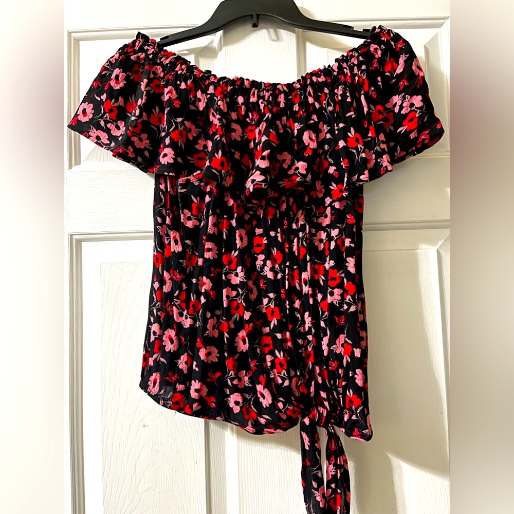 Express off the shoulder summer top.